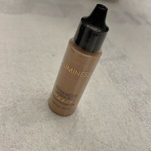 Luminess Silk 4-in-1 Foundation- Shade 050 new sealed